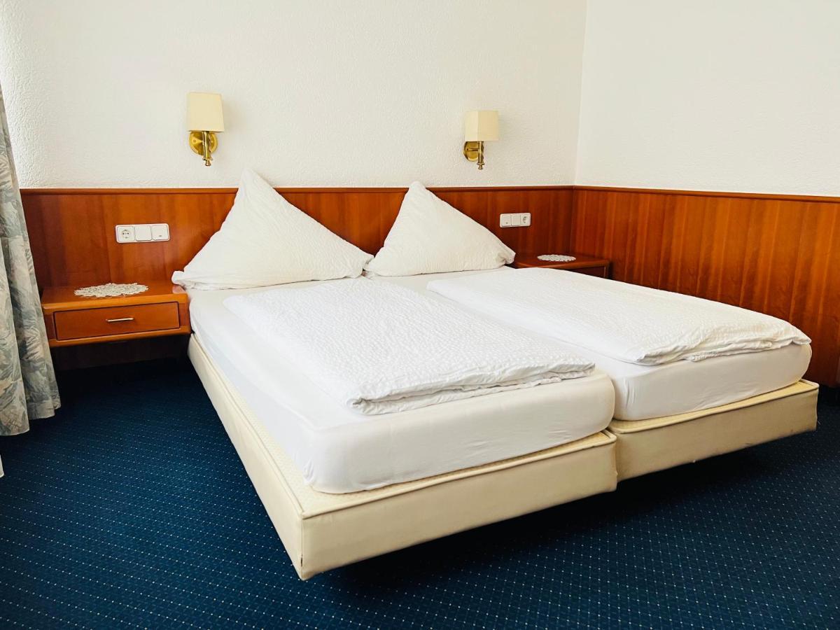 Hotel Weller Kahl Am Main Екстериор снимка